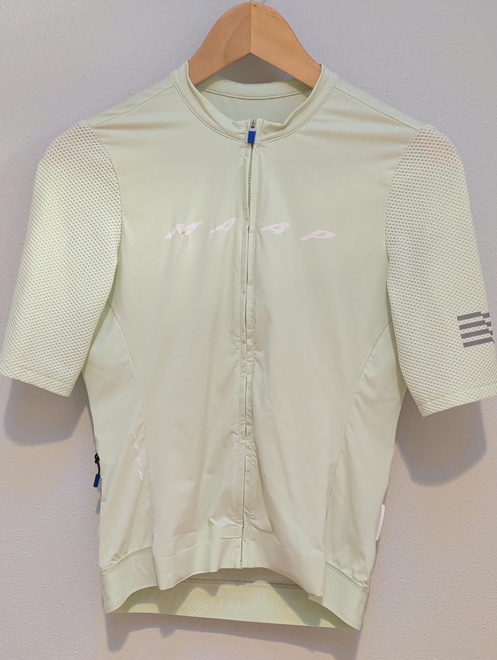 MAAP Evade Women’s Light Green Short Sleeve Cycling Jersey